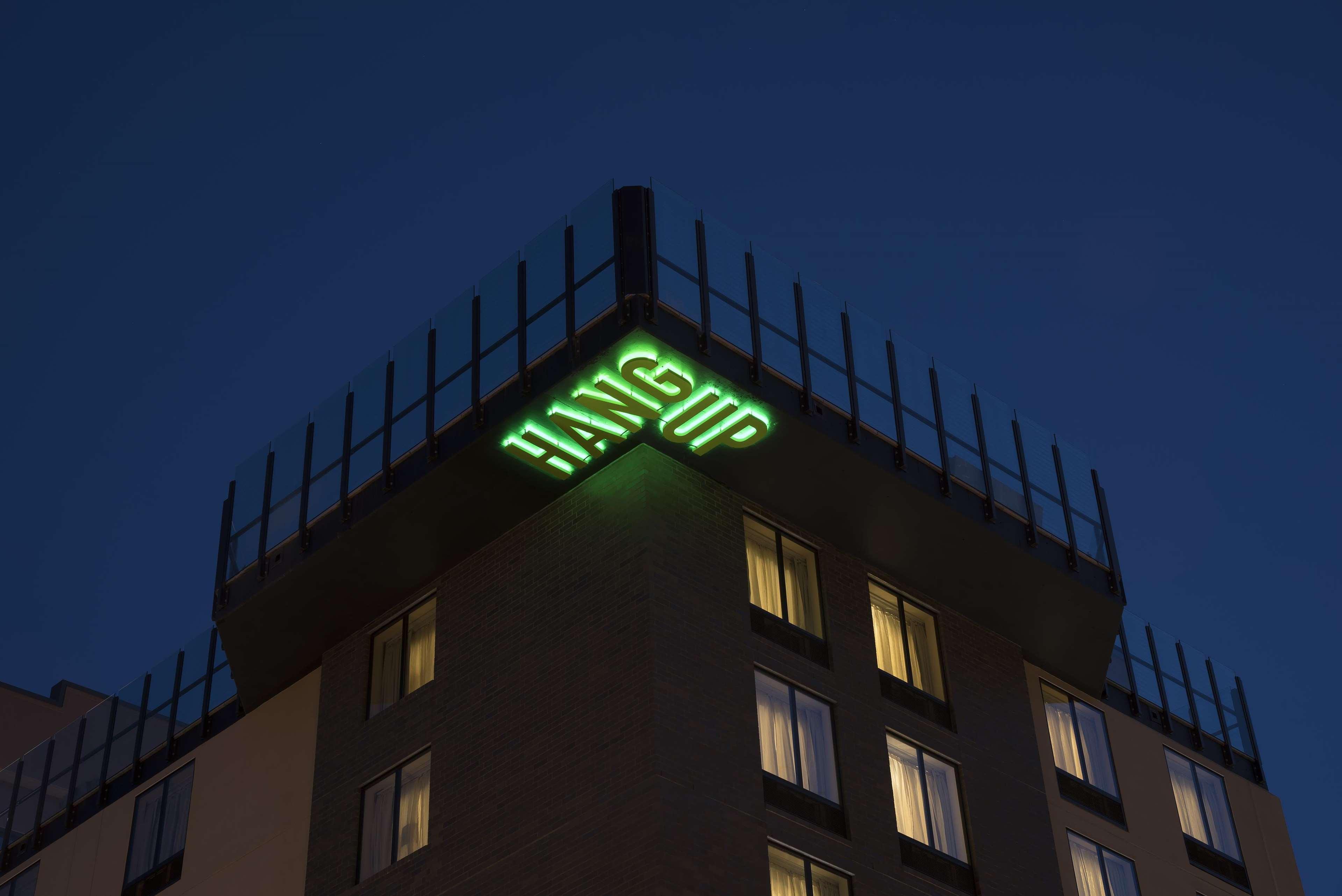 Hilton Garden Inn Louisville Downtown Exterior photo